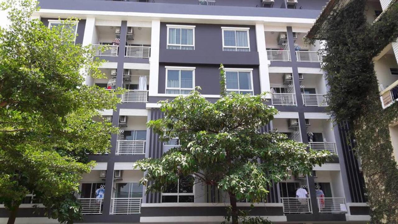 Apartamento 8 Resident Bangkok Exterior foto