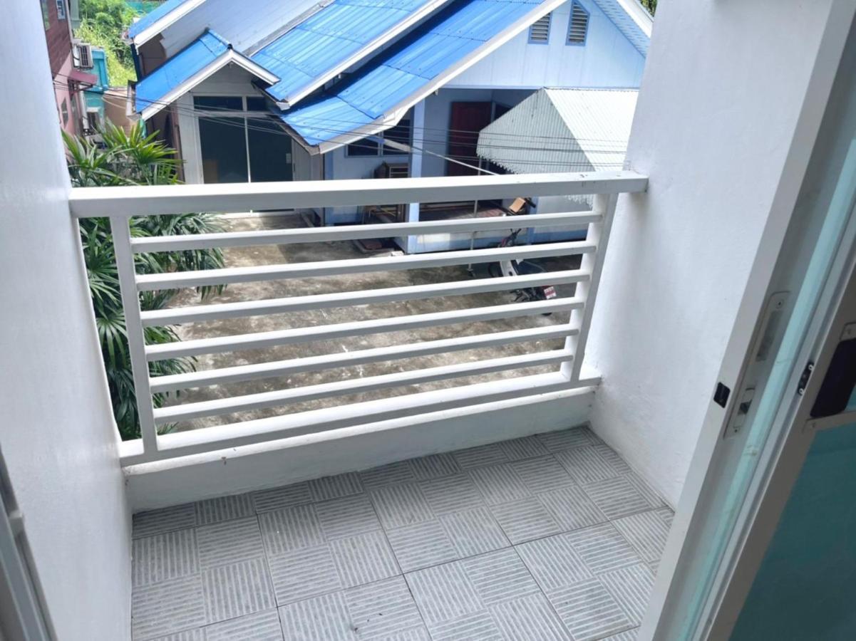 Apartamento 8 Resident Bangkok Exterior foto