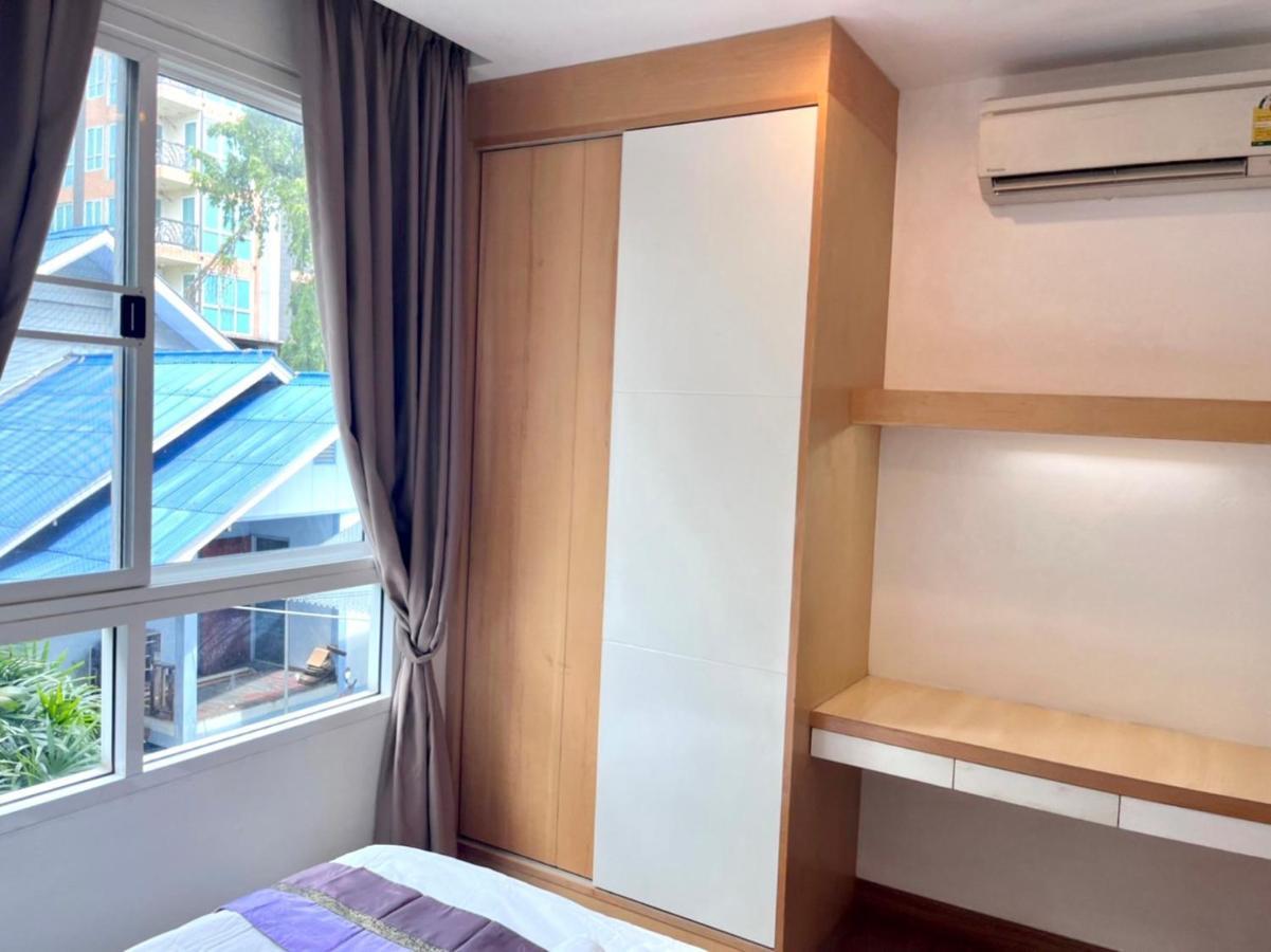 Apartamento 8 Resident Bangkok Exterior foto